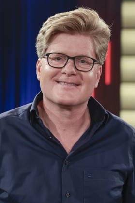 Teacher Schröder during the taping of the WDR talk show Kölner Treff at the WDR Studio BS 3 in Cologne, October 29, 2026 Foto:xR.xSchmiegeltx xFuturexImagex koelner_treff2910_6040