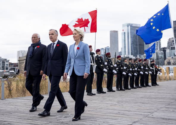 October 30, 2026, Montreal, Pq, CANADA: Prime Minister Mark Carney, centre, arrives at the EU-Canada summit with President of the European Council, Antonio Costa, left, and President of the European Commission, Ursula von der Leyen, in Montreal on Friday, Oct. 30, 2026. Montreal CANADA  - ZUMAc35_ 20261030_zaf_c35_006 Copyright: xChristopherxKatsarovx
