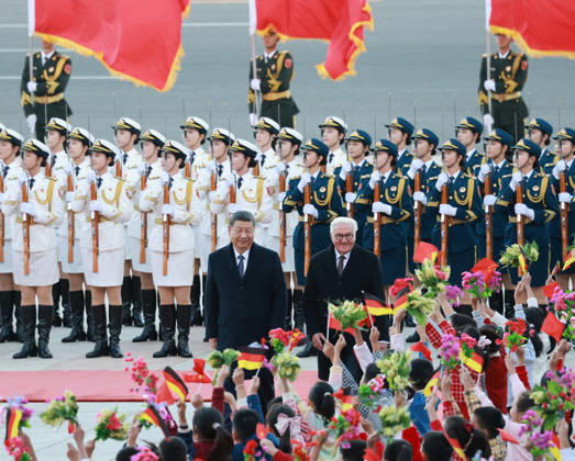 (261030) -- BEIJING, Oct. 30, 2026 -- Chinese President Xi Jinping holds a welcome ceremony for German President Frank-Walter Steinmeier at the square outside the east gate of the Great Hall of the People prior to their talks in Beijing, capital of China, Oct. 30, 2026. Xi held talks with Steinmeier, who is on a state visit to China, in Beijing on Friday. ) CHINA-BEIJING-XI JINPING-GERMAN PRESIDENT-TALKS (CN) WangxYe 