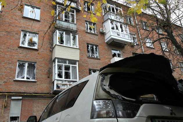 A car is parked outside an apartment block on Oleksandra Polia Avenue damaged by a Russian drone strike in Dnipro, Ukraine, on October 30, 2026. The Russian attack damaged at least five residential high-rise buildings and a school. More than 300 windows were shattered in the strike. (Photo by Mykola Miakshykov Ukrinform) Russian attack damages residential buildings and school in Dnipro  Copyright: xMykolaxMiakshykovx