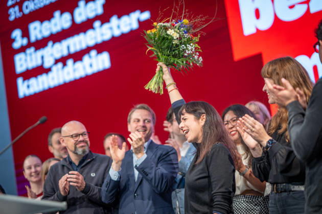 Elif Eralp, of The Left, a potential future governing mayor, delivers a speech at The Left’s special state party convention to decide on entering coalition negotiations in Berlin, Berlin, Germany, Dong Xuan Center