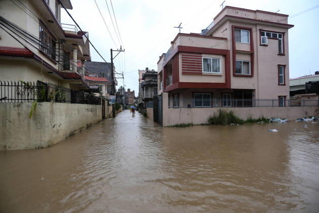 Flooding Disrupts Daily Life In Lalitpur Amid Heavy Rainfall Flooded streets are seen amid continuous rainfall caused by the effects of Cyclone Arnab in Lalitpur, Nepal, on October 31, 2026. Heavy rainfall has inundated several areas, disrupting daily activities and causing difficulties for pedestrians and motorists. Lalitpur Nepal  Copyright: xSanjitxPariyarx originalFilename: pariyar-notitle261031_npHI4.jpg